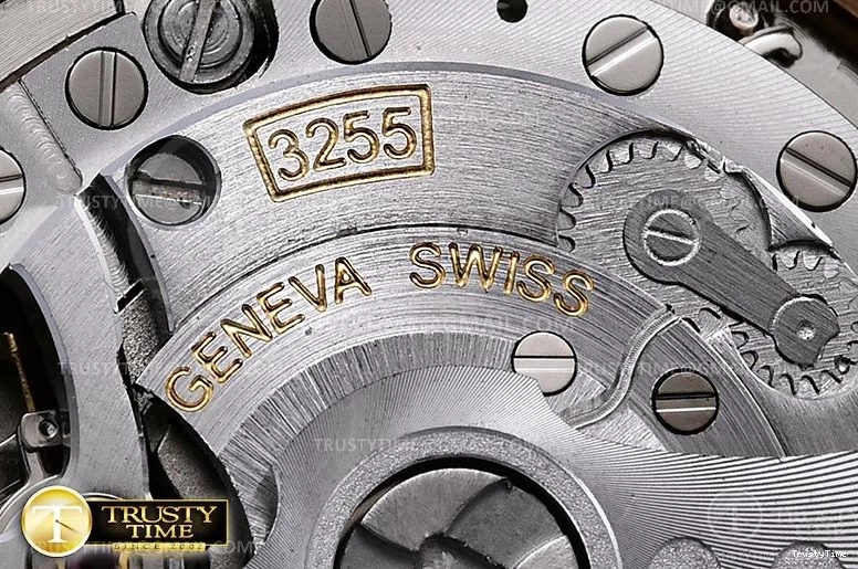 1210 RDD0223A – DayDate 36mm Packable 702